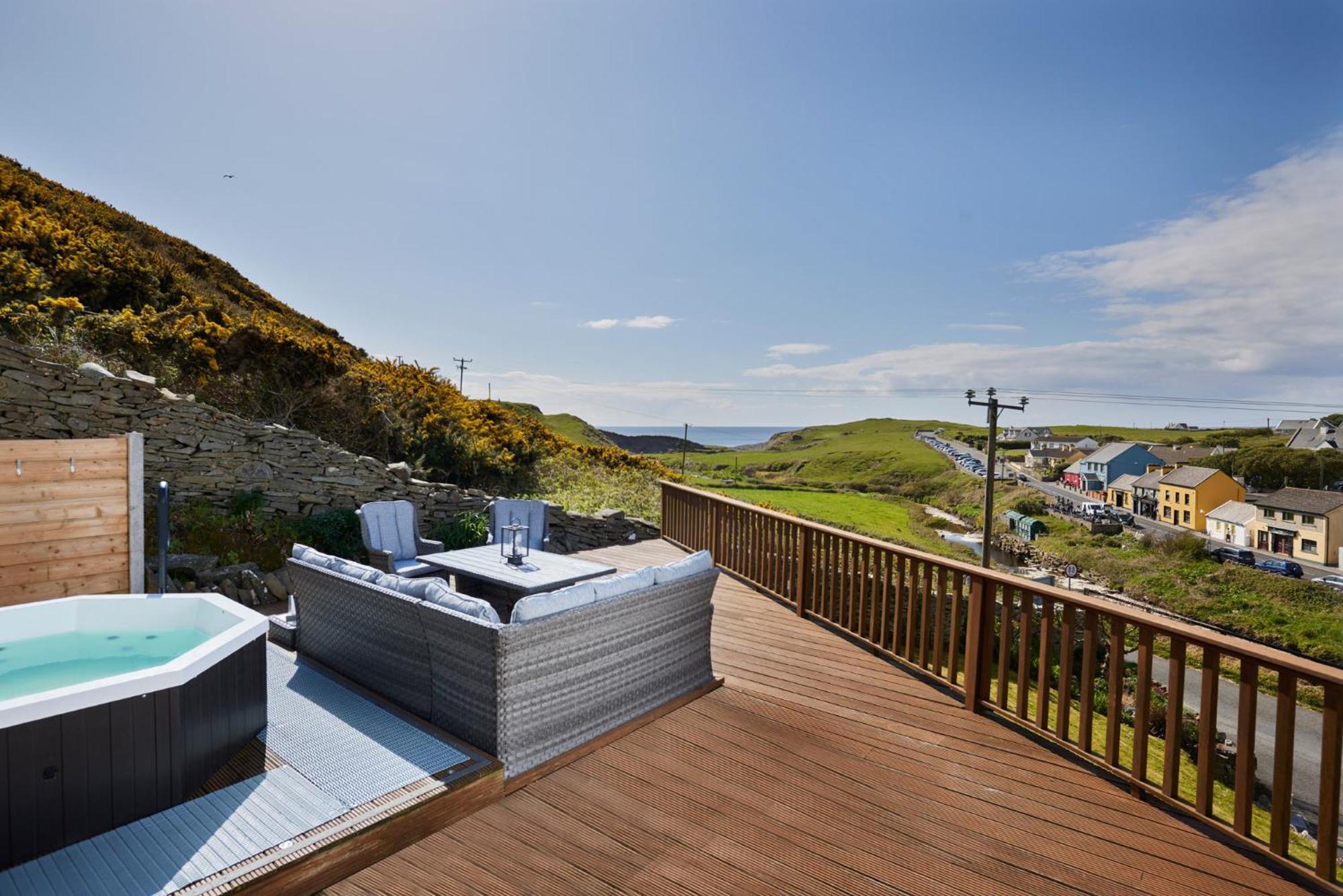 Luxury Lodges In Doolin Village With Hot Tubs Ngoại thất bức ảnh